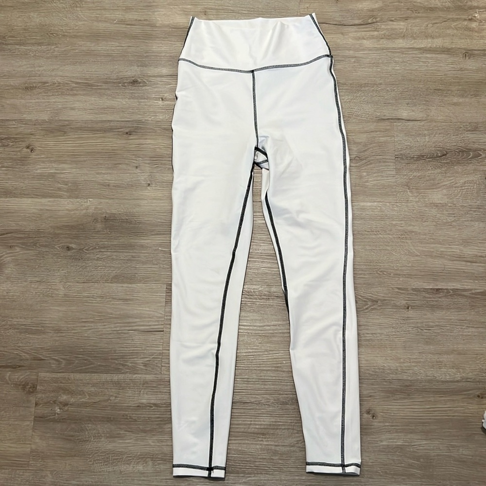 WEWOREWHAT white leggings